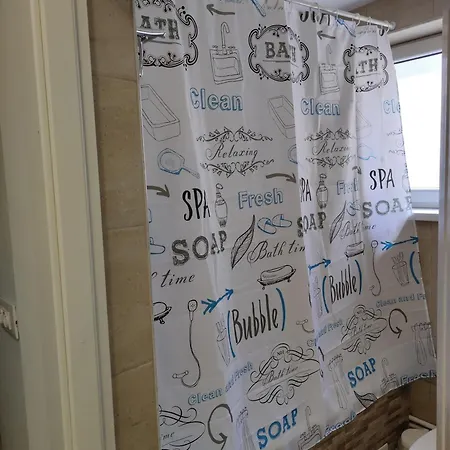 Lägenhet Tomis 99 *