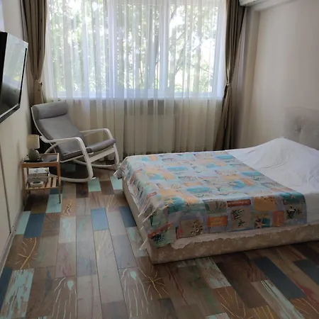 Apartment Tomis 99